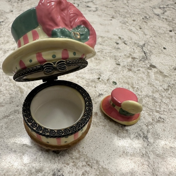 Vintage Porcelain Hat  trinket jewelry box with mini‎ hat inside - Picture 8 of 9
